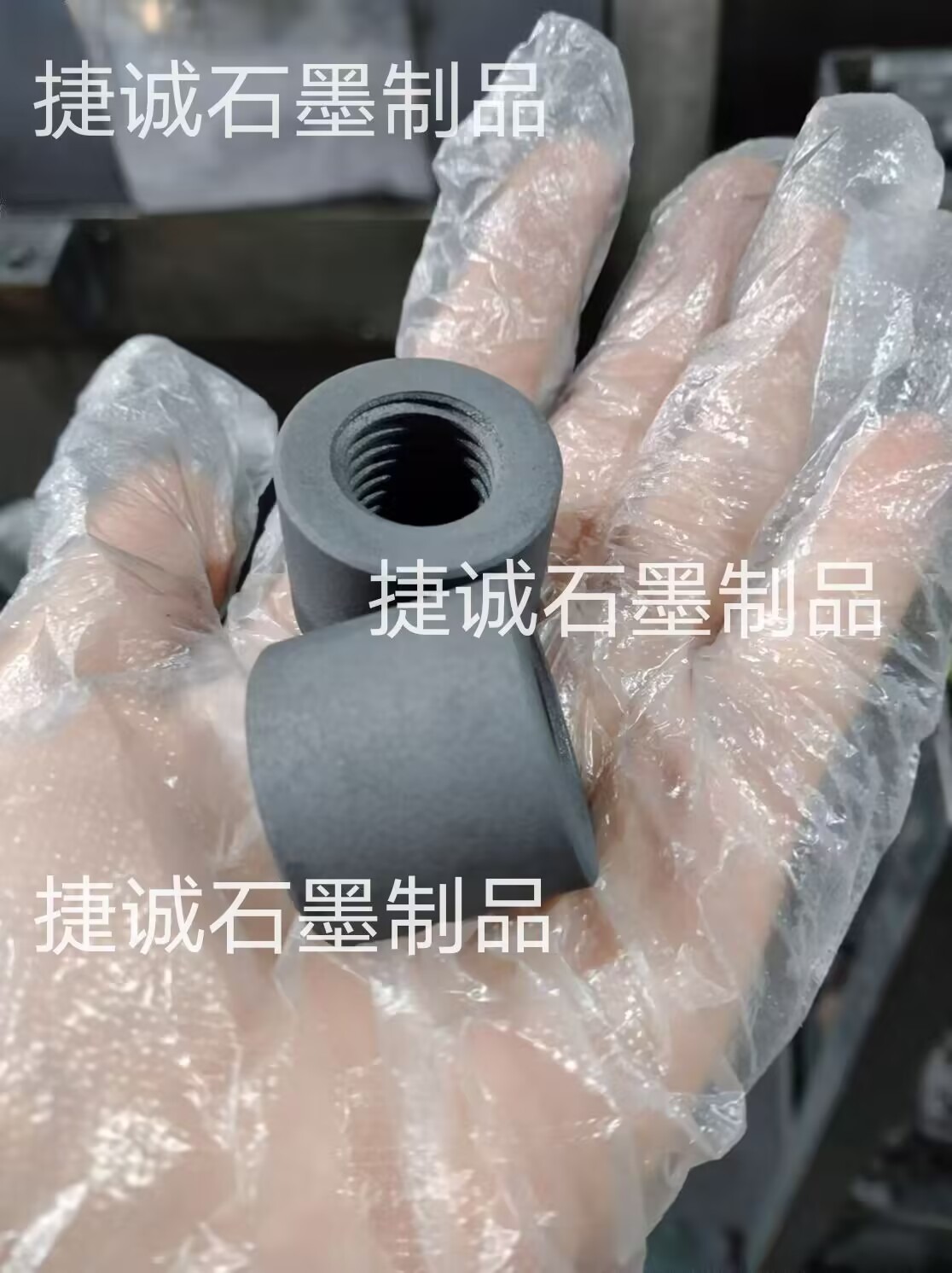 真空爐石墨螺母，真空爐石墨件，真空爐石墨配件，真空爐石墨件石墨螺母，真空爐石墨發(fā)熱元件，真空爐石墨配件石墨螺母，真空爐石墨件生產(chǎn)廠家，真空爐石墨件加工廠